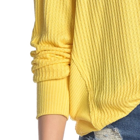 Free People Santa Clara Thermal Top V-Neck Yellow - Picture 8 of 8